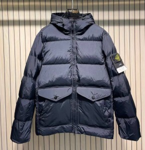 МУЖСКОЙ ПУХОВИК STONE ISLAND ЧЕРНЫЙ
