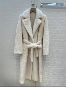 ЖЕНСКОЕ ПАЛЬТО BRUNELLO CUCINELLI ИЗ МЕХА ЦИГЕЙКИ