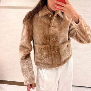 ЖЕНСКАЯ ШУБА CHANEL БЕЖЕВАЯ ЖЕНСКАЯ ШУБА CHANEL БЕЖЕВАЯ