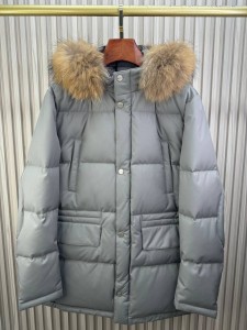 МУЖСКАЯ ПУХОВАЯ ПАРКА KITON СЕРАЯ