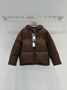 ЖЕНСКИЙ ПУХОВИК PRADA ШОКОЛАДНЫЙ