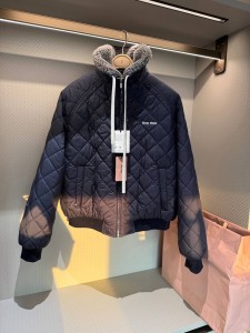 ЖЕНСКИЙ ПУХОВИК MIU MIU