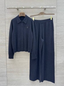 ЖЕНСКИЙ КОСТЮМ BRUNELLO CUCINELLI СЕРЫЙ