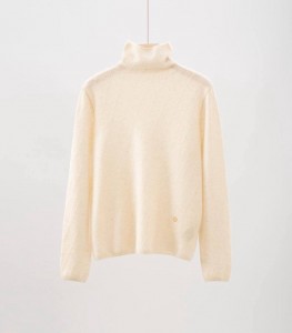 ЖЕНСКАЯ ВОДОЛАЗКА LORO PIANA МОЛОЧНАЯ
