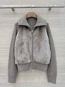 ЖЕНСКИЙ КАШЕМИРОВЫЙ КАРДИГАН C МЕХОМ LORO PIANA СЕРЫЙ ЖЕНСКИЙ КАШЕМИРОВЫЙ КАРДИГАН C МЕХОМ LORO PIANA СЕРЫЙ