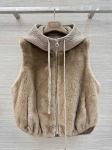 ЖЕНСКАЯ КАШЕМИРОВАЯ ЖИЛЕТКА С МЕХОМ НОРКИ LORO PIANA