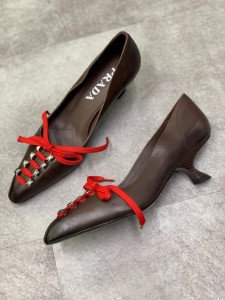 ЖЕНСКИЕ  КОЖАНЫЕ ТУФЛИ PRADA ШОКОЛАДНЫЕ