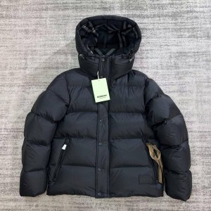 МУЖСКОЙ ПУХОВИК BURBERRY ЧЕРНЫЙ