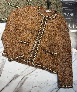 ЖЕНСКИЙ КОРИЧНЕВЫЙ КАРДИГАН CHANEL