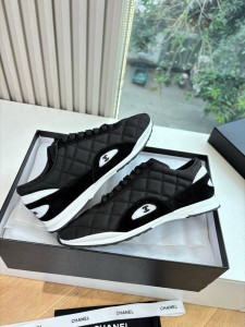 ЖЕНСКИЕ КОЖАНЫЕ КРОССОВКИ CHANEL ЧЕРНЫЕ