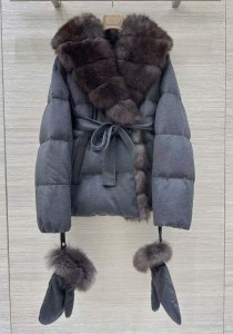 ЖЕНСКИЙ ПУХОВИК LORO PIANA СЕРЫЙ С ОТДЕЛКОЙ ИЗ МЕХА