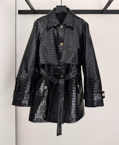 ЖЕНСКАЯ КОЖАНАЯ КУРТКА - ЖИЛЕТ CHANEL ЧЕРНАЯ ЛАКОВАЯ