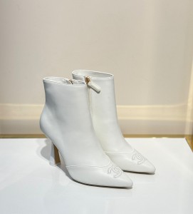ЖЕНСКИЕ КОЖАНЫЕ БЕЛЫЕ БОТИЛЬОНЫ CHANEL