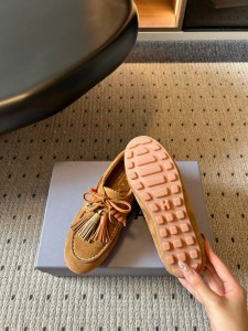 ЖЕНСКИЕ ЗАМШЕВЫЕ МОКАСИНЫ HOGAN КОРИЧНЕВЫЕ