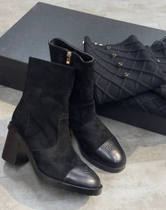 ЖЕНСКИЕ ЗАМШЕВЫЕ БОТИЛЬОНЫ CHANEL ЧЕРНЫЕ ЖЕНСКИЕ ЗАМШЕВЫЕ БОТИЛЬОНЫ CHANEL ЧЕРНЫЕ