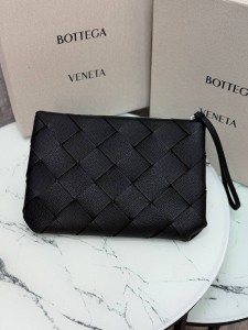 МУЖСКАЯ СУМКА КЛАТЧ BOTTEGA VENETA DIAGO ЧЕРНАЯ МУЖСКАЯ СУМКА КЛАТЧ BOTTEGA VENETA DIAGO ЧЕРНАЯ