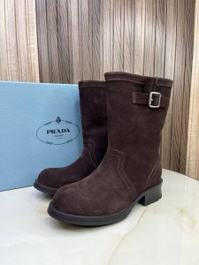ЖЕНСКИЕ ЗАМШЕВЫЕ САПОГИ PRADA ШОКОЛАДНЫЕ