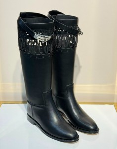 ЖЕНСКИЕ КОЖАНЫЕ ЧЕРНЫЕ САПОГИ HERMES