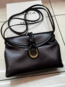 Medium Liberta Bottega Veneta