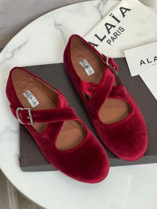 Балетки Alaia