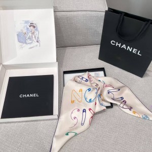 Платок Chanel