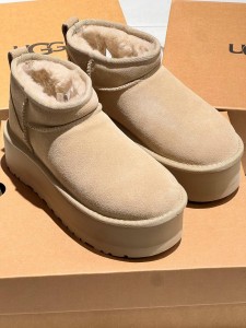 Классические Ugg на платформе