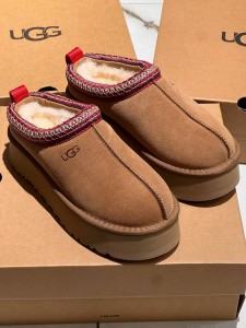 Короткие Ugg