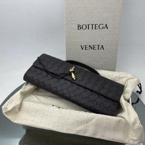 Клатч Bottega Veneta