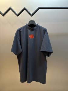 Футболка Balenciaga