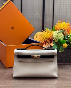 Hermes Pochette Swift Gold