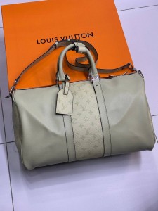 Дорожная сумка Lv