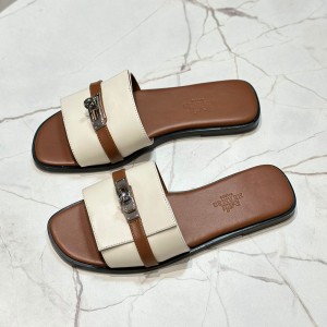 Шлепанцы Hermes