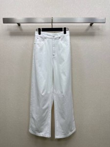Джинсы Loewe