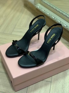 Босоножки Miu  Miu