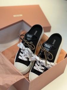 Мюли Miu Miu