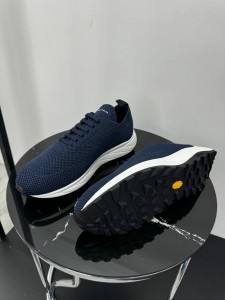 Кроссовки Kiton