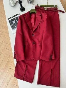 Класический костюм Gucci