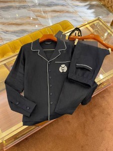 Костюм Dolce&Gabbana